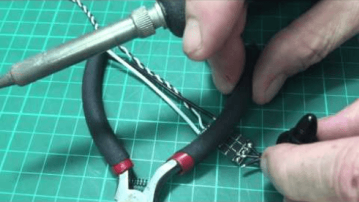 soldering-motors-to-esc